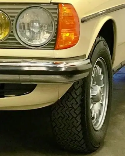 Mercedes-Benz-280 W123 Tyres - 195/70 VR 14 PIRELLI CINTURATO CN36