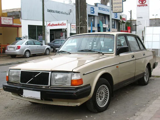 1987 Volvo 240 GLE