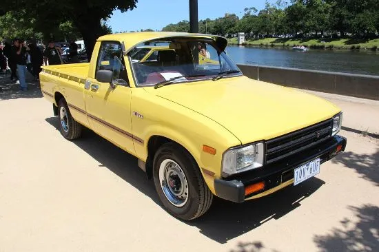 Toyota Hilux Classic Tyres