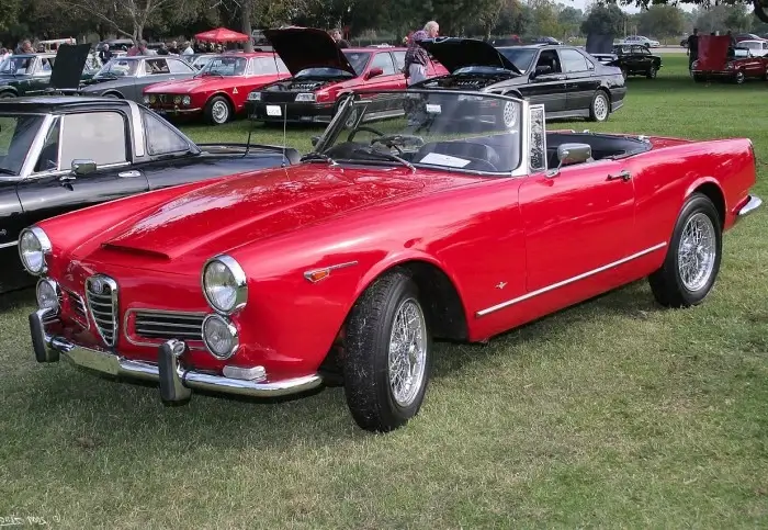 Click to enlarge 1964 Alfa Romeo 2600 Spider
