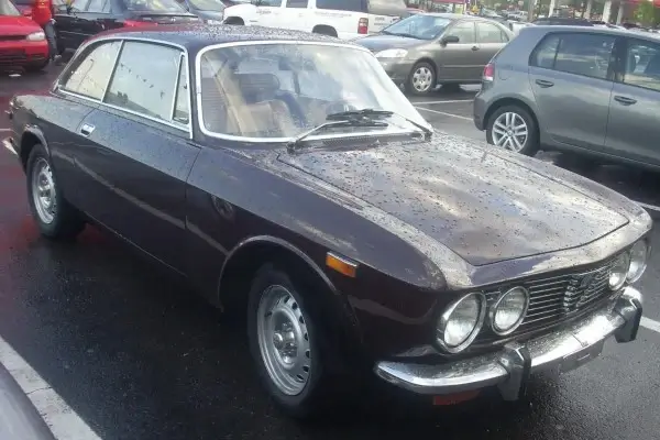 Alfa Romeo Giulia Sprint GT Veloce