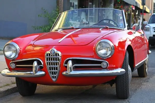 Alfa Romeo Giulia Spider