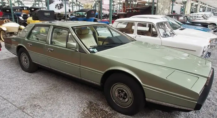 1982 Aston Martin Lagonda Series 2 V8 309hp
