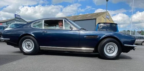 Aston Martin AMV8 Tyres