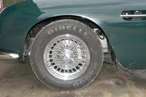 DB6 Tyres