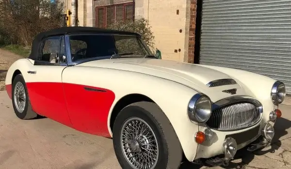 Austin Healey 3000 Tyres