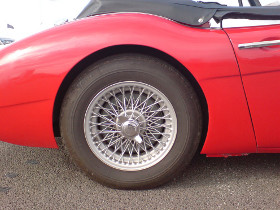 Austin Healey 100/4 Tyres