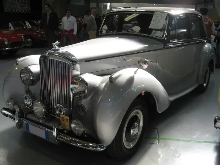 Bentley R Type