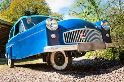 Bond Minicar