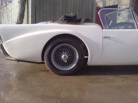 Daimler SP250 Tires