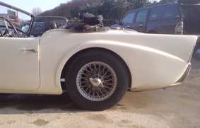 Daimler SP250 Tyres