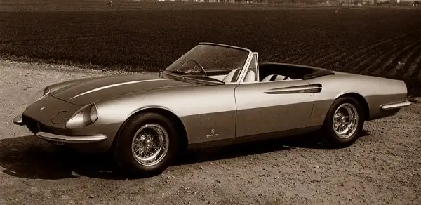 Click to enlarge Ferrari 365 California