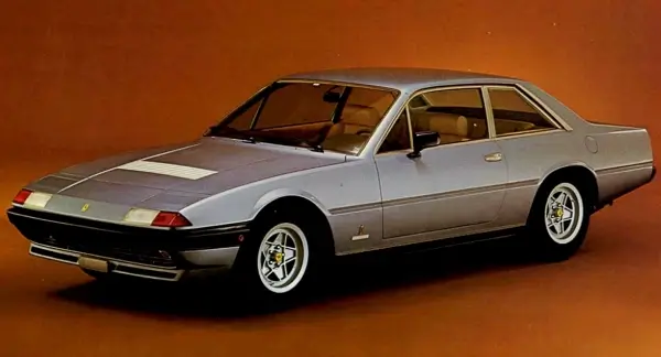 Click to enlarge 1982 Ferrari 400i Brochure Cover
