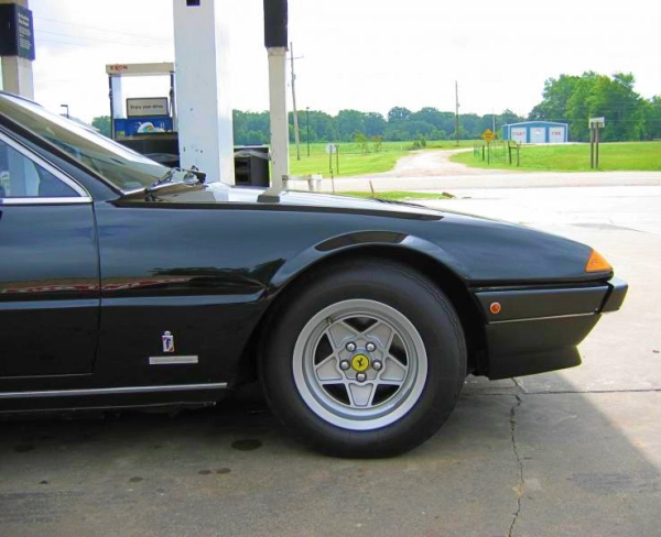 Click to enlarge Ferrari 400 GT on 215/70VR15 Michelin XWX Tyres