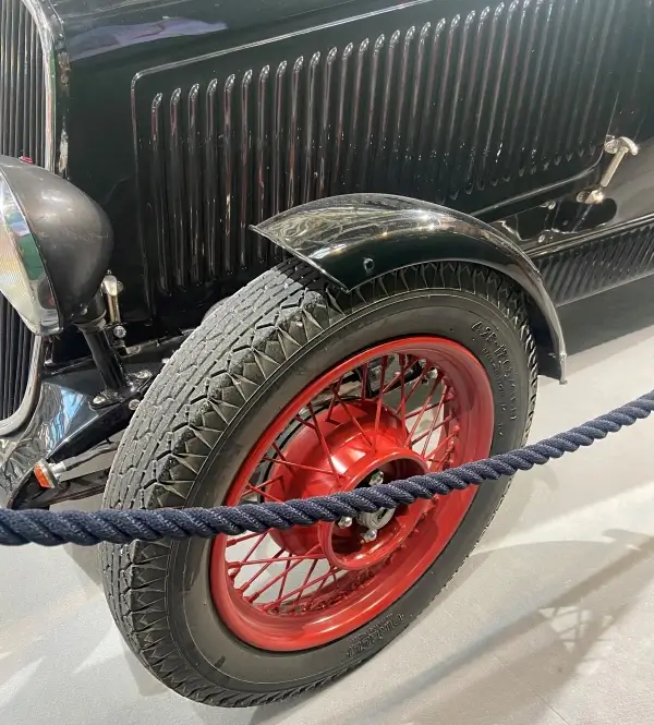Click to enlarge Fiat 508 Balilla on 425-17 PIRELLI STELLA BIANCA Tyres