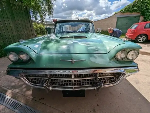 Click to enlarge 1958-60 Ford Thunderbird Tyres