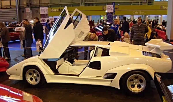 Countach Tyres