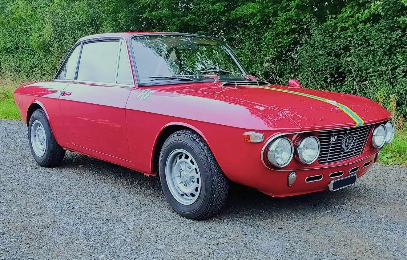Click to enlarge Lancia Fulvia 1.3 H.F on Optional 5.5x13 Campagnolo Wheels with 165 HR 13 Michelin XAS FF Tyres