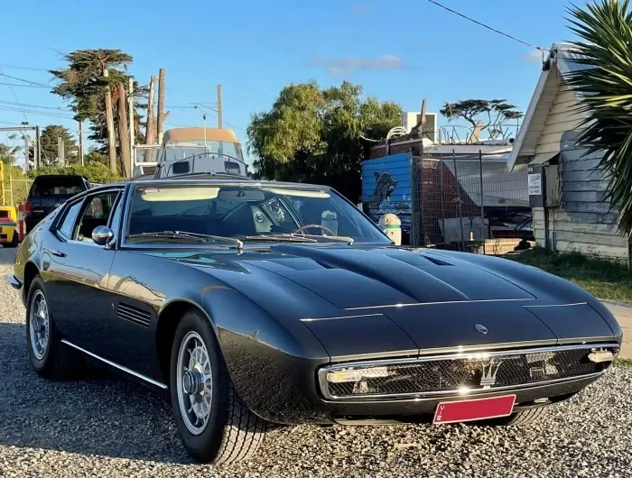 Maserati Ghibli on 215/70 R 15 96W PIRELLI CINTURATO CN12 Tyres