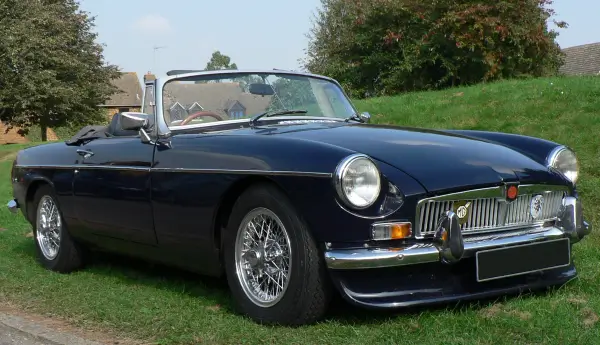 Click to enlarge MGB on 165R14 Michelin XAS Tyres