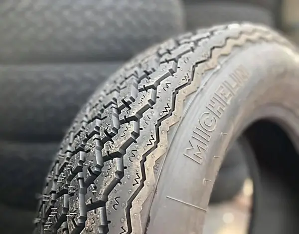 Michelin XWX Tread Pattern