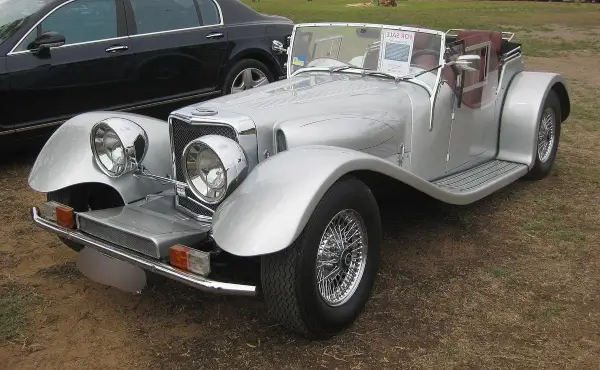 1972 Panther J72