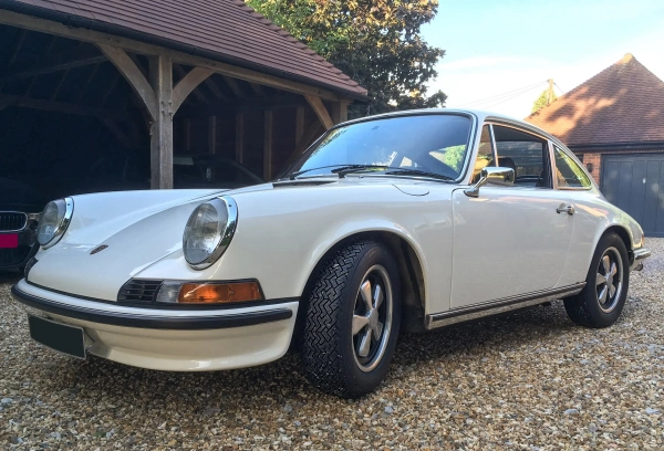 185/70 R15 PIRELLI CINTURATO CN36 Porsche 911 Tyres