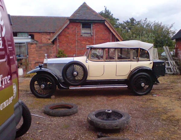 Click to enlarge Rolls Royce 20HP on 32 x 4 1/2 (23