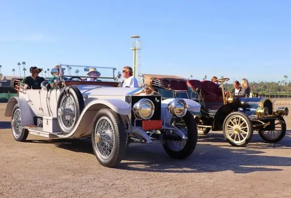 Click to enlarge 1914 Rolls Royce Silver Ghost on 33 x 5 Lucas Tyres