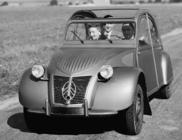 125 R400 Tyres - Michelin X Citroen 2CV