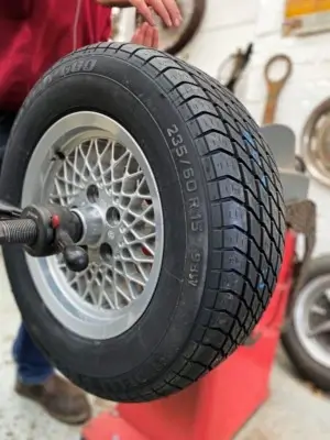 235/60 R15 Pirelli P600