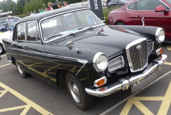 Wolseley 15-60