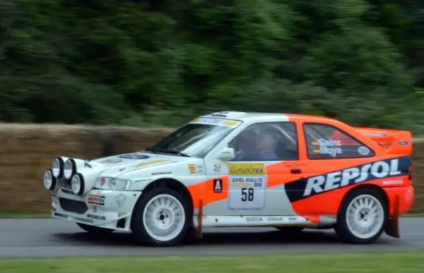 Ford Escort RS Cosworth Tyres