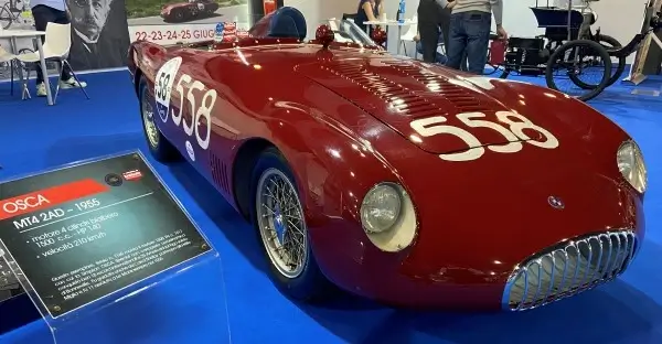 1955 Oscar MT4