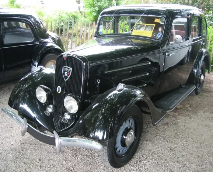 Click to enlarge Peugeot 201