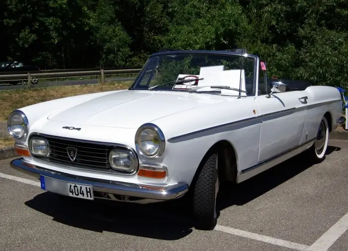Click to enlarge Peugeot 404 Cabriolet