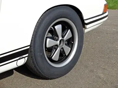Click to enlarge 215/60 R15 Tyres