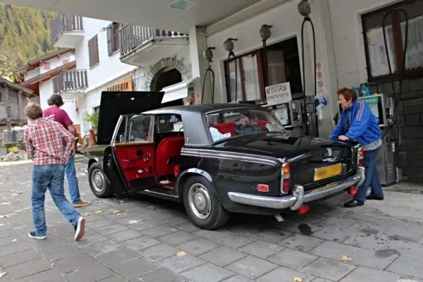 235/70 R15 Classic Tyre Selection & Innertubes