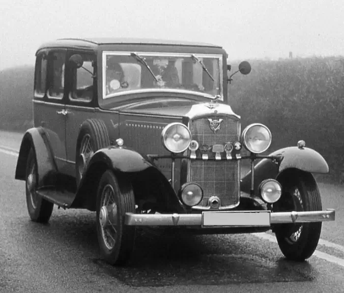 1933 Vauxhall Cadet Standard Saloon